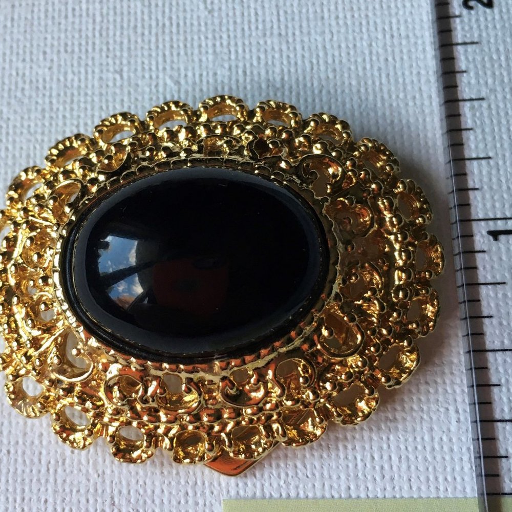 Vintage Park Lane Gold Tone Scarf Clip Black Stone Lucite Cabochon Oval - Picture 2 of 5
